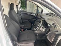 FORD TRANSIT COURIER