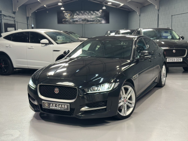 JAGUAR XE