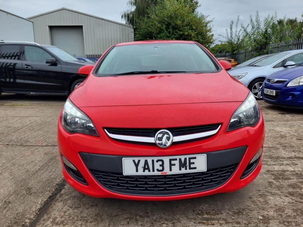 VAUXHALL ASTRA