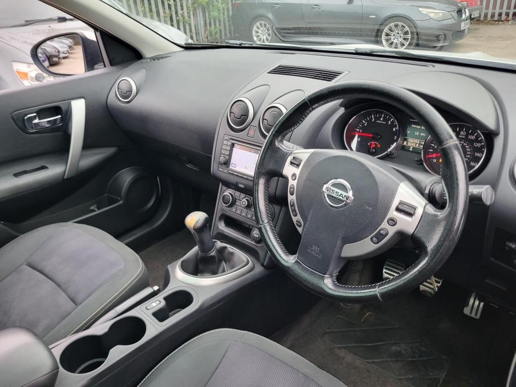 NISSAN QASHQAI