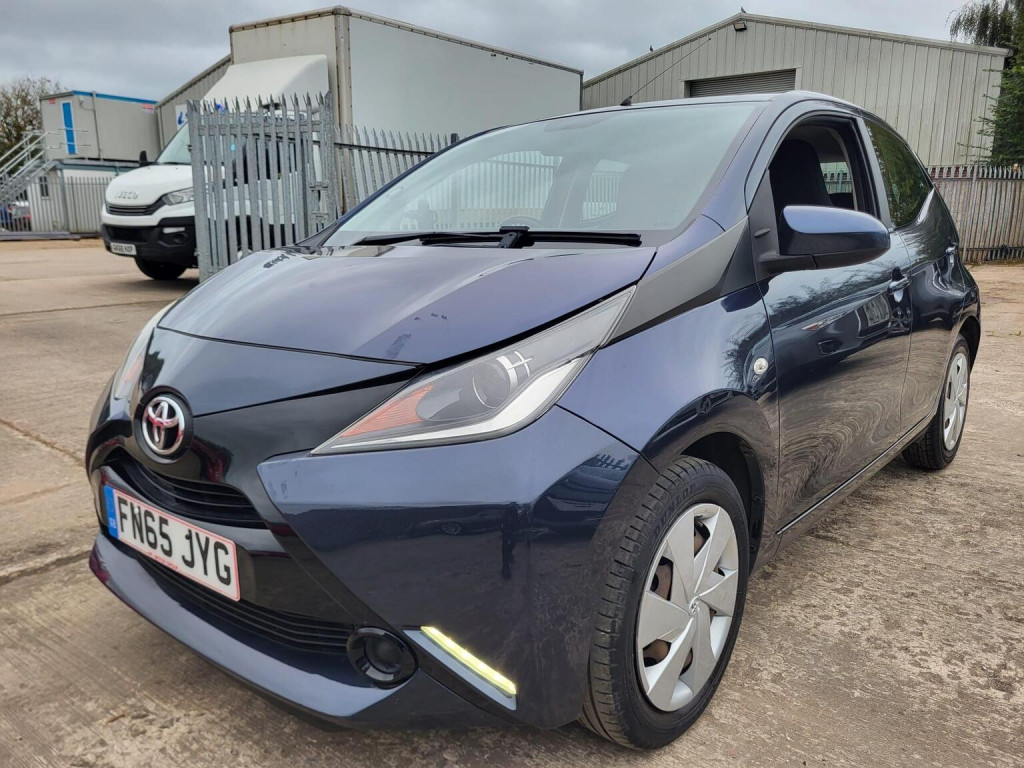 TOYOTA AYGO