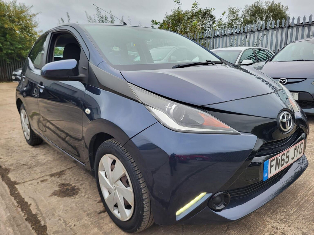 TOYOTA AYGO