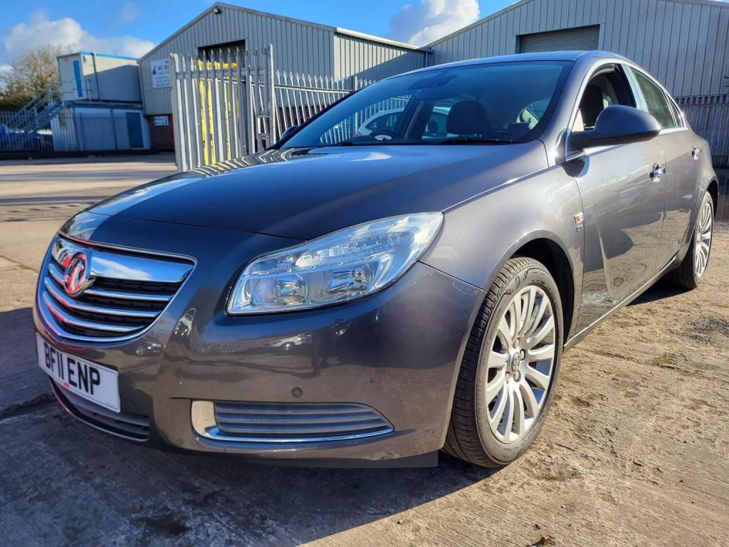 VAUXHALL INSIGNIA