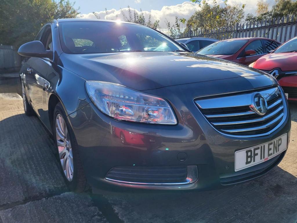 VAUXHALL INSIGNIA