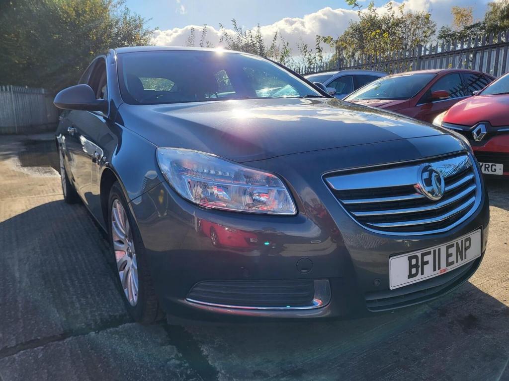 VAUXHALL INSIGNIA