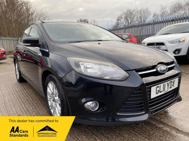 FORD FOCUS 1.6 Titanium Euro 5 5dr