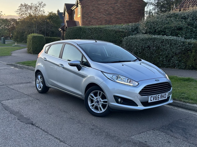 FORD FIESTA 1.3 Zetec