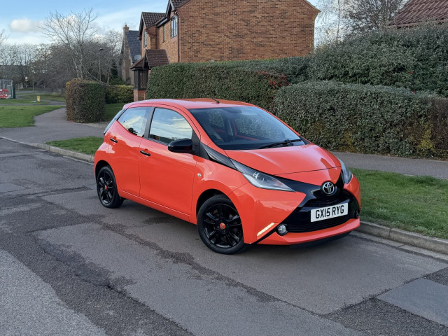 TOYOTA AYGO 1.0 VVT-i x-cite