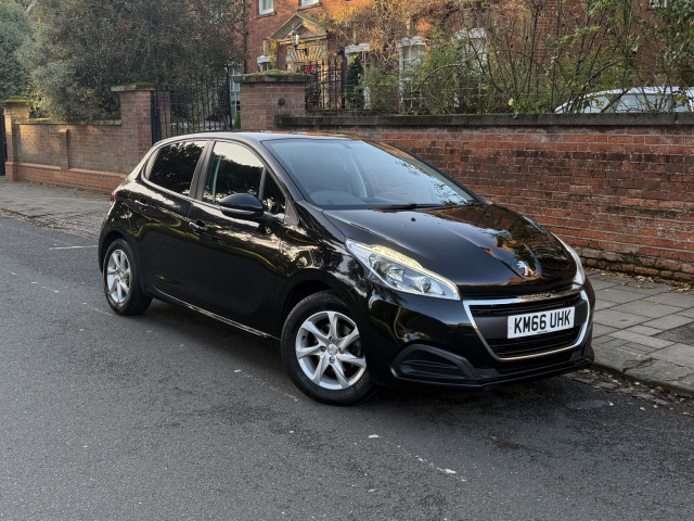 PEUGEOT 208 1.2 PureTech Active