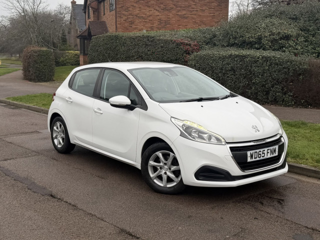 PEUGEOT 208 1.2 PureTech Active