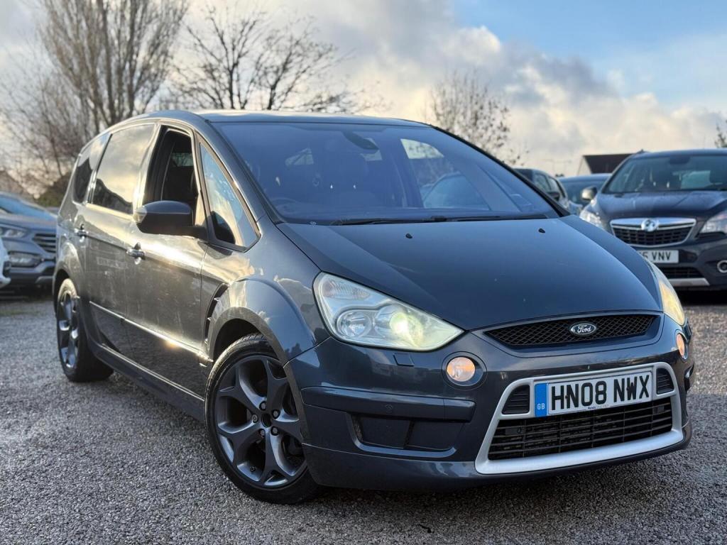 FORD S-MAX 2.2 TDCi Titanium 5dr