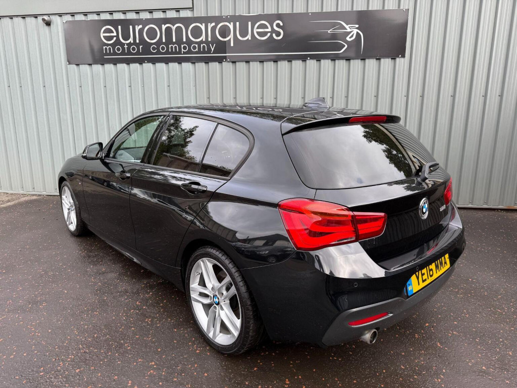 BMW 1 SERIES