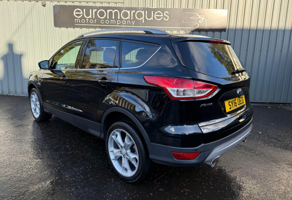 FORD KUGA
