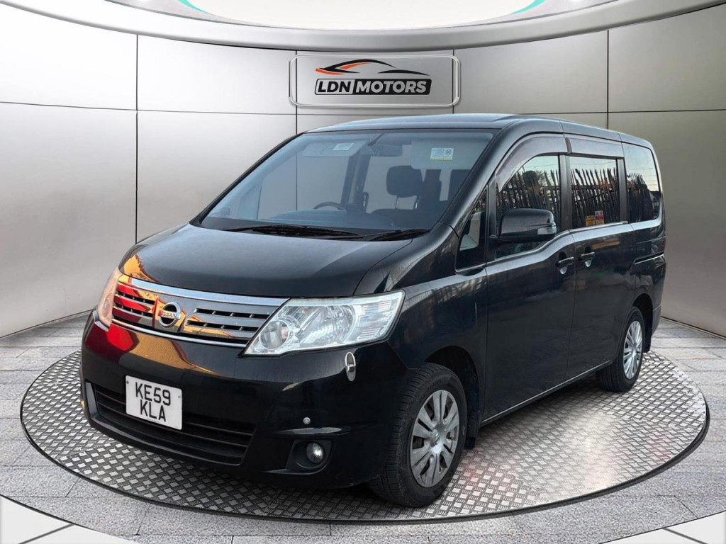 NISSAN SERENA