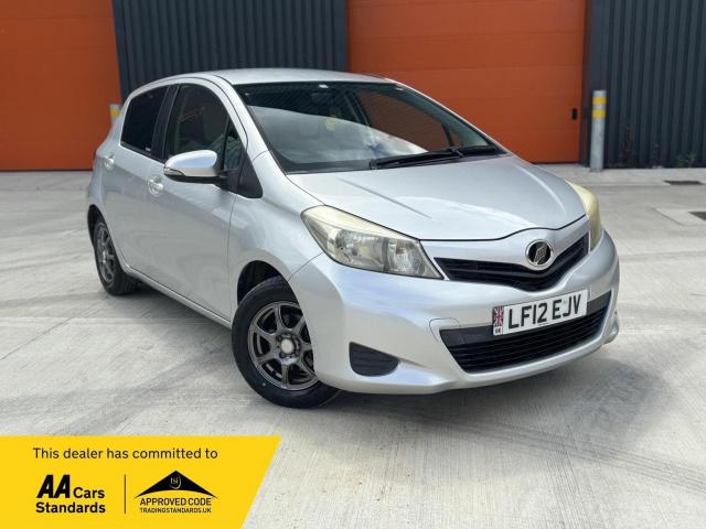 TOYOTA YARIS 1.33 Dual VVT-i T Spirit Multidrive S Euro 5 5dr