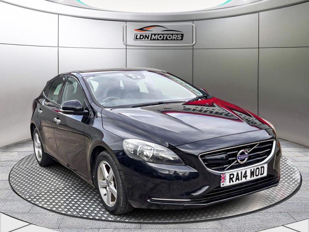 VOLVO V40