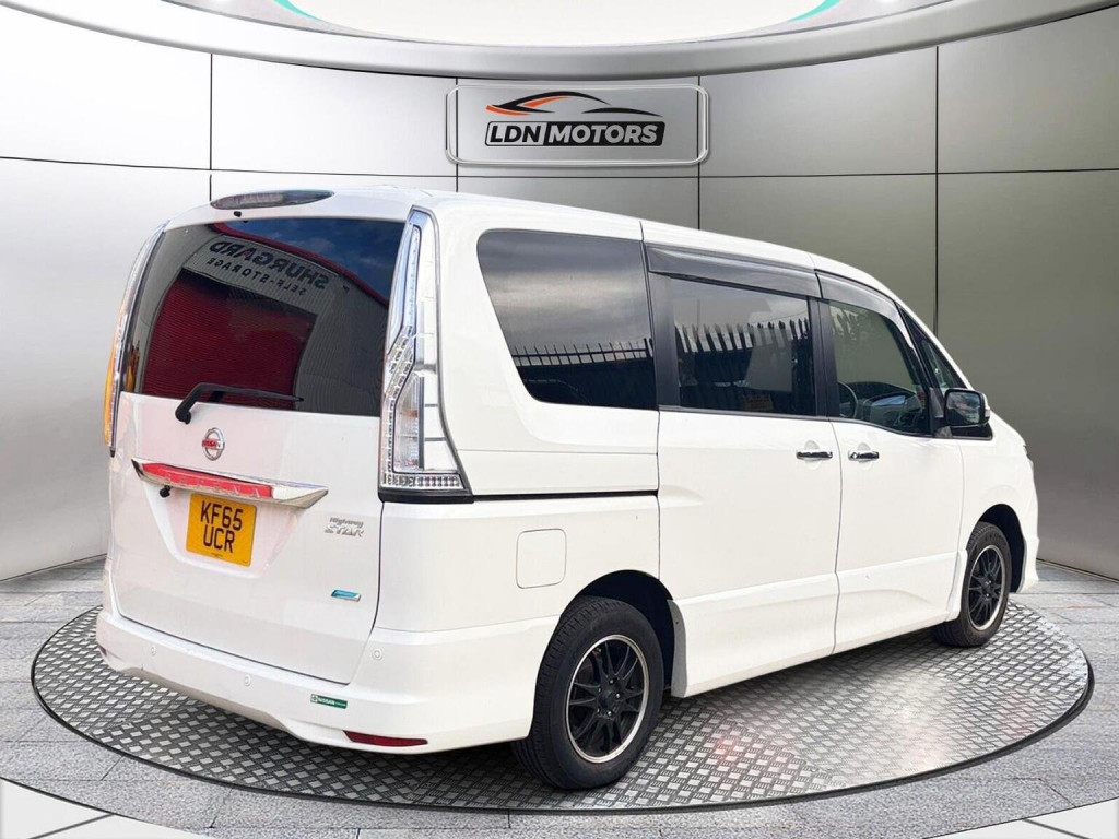 NISSAN SERENA
