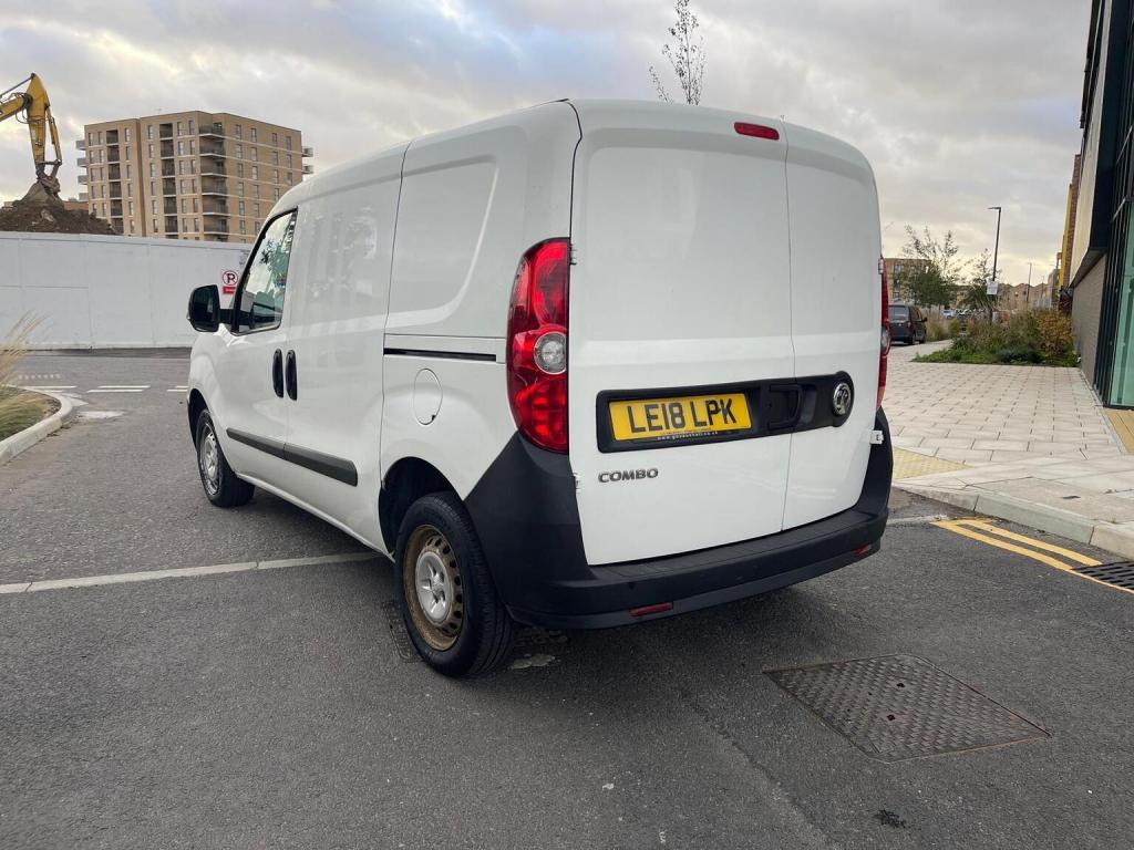 VAUXHALL COMBO
