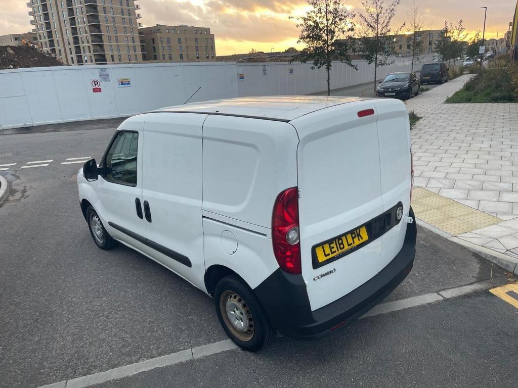 VAUXHALL COMBO