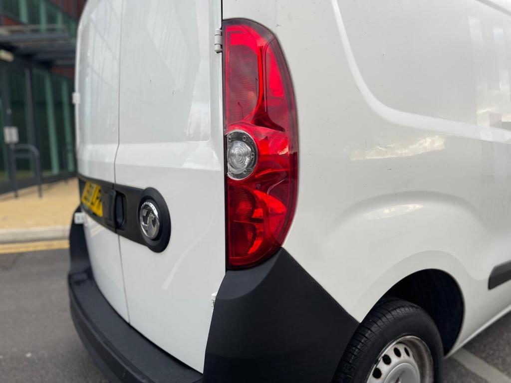 VAUXHALL COMBO