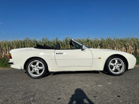 PORSCHE 944