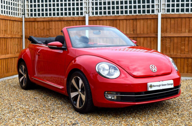 VOLKSWAGEN BEETLE