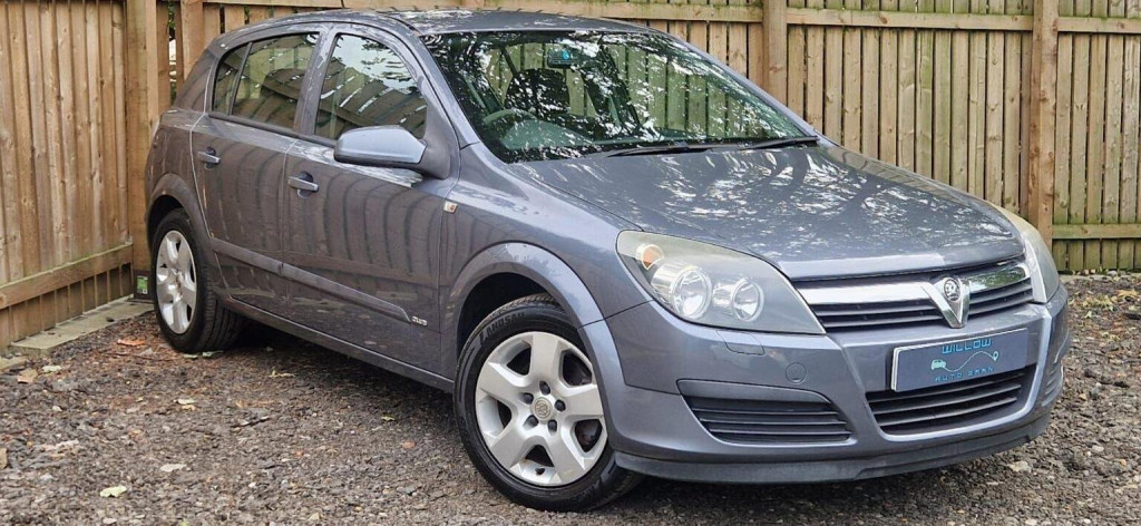 VAUXHALL ASTRA 1.8i 16v Club 5dr