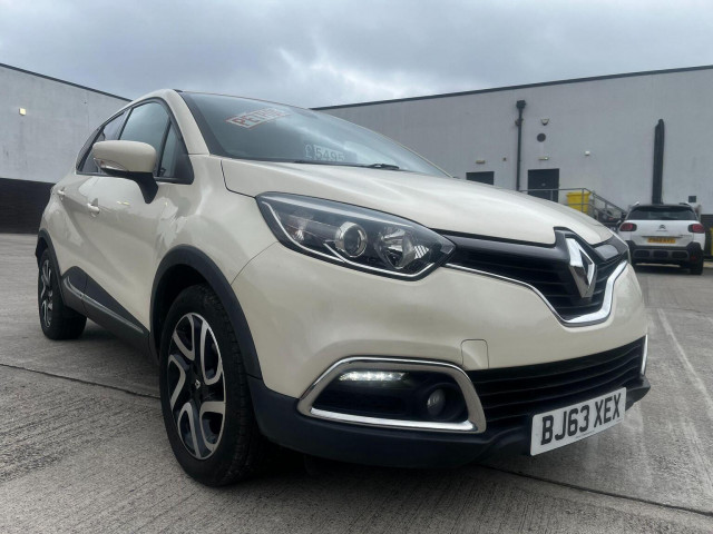 RENAULT CAPTUR