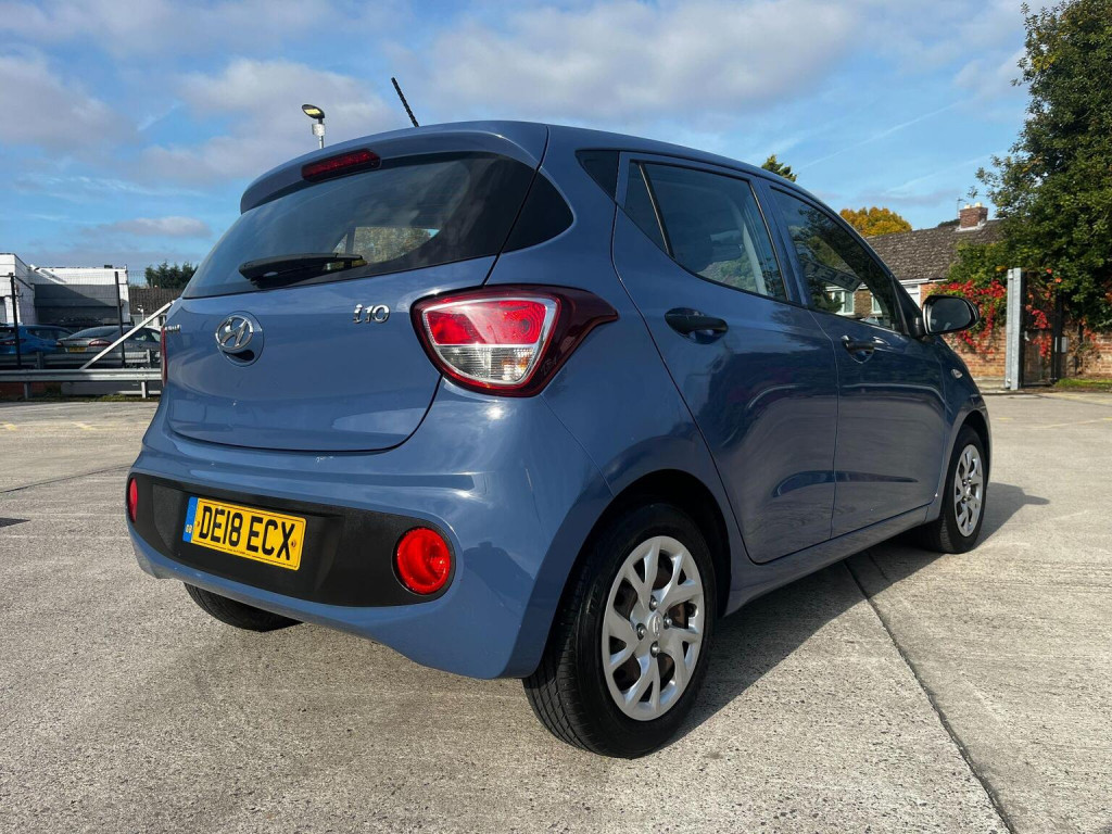 HYUNDAI I10