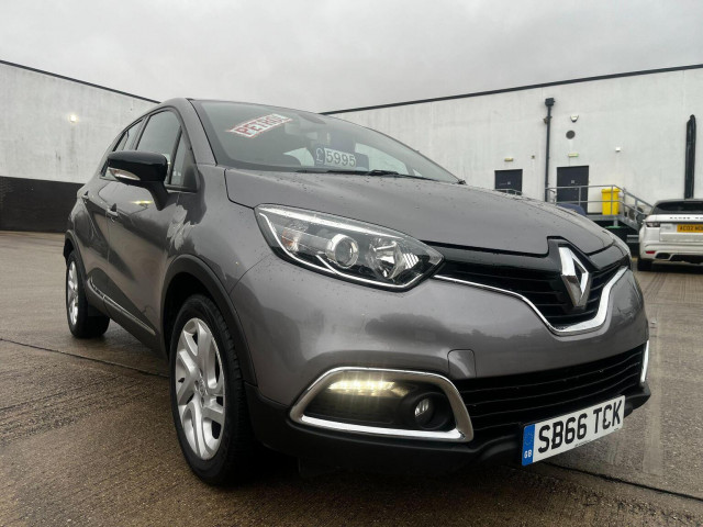 RENAULT CAPTUR