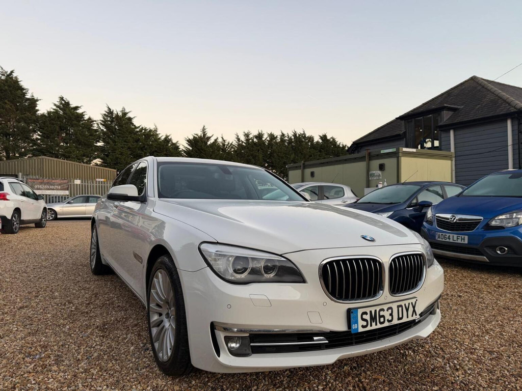 BMW 7 SERIES