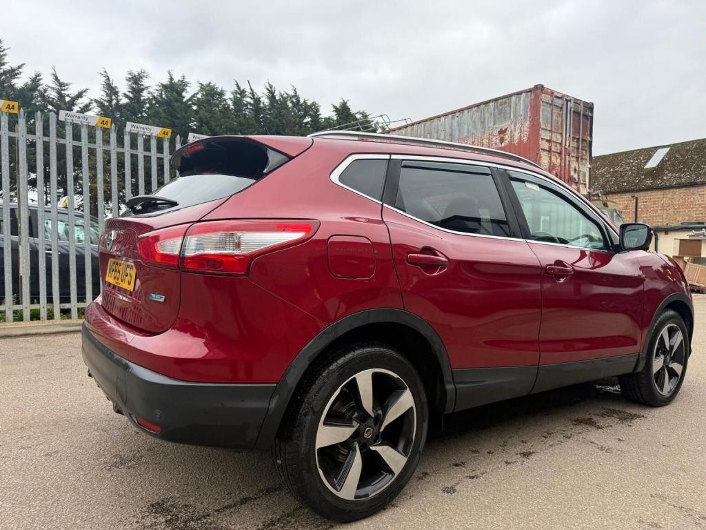 NISSAN QASHQAI