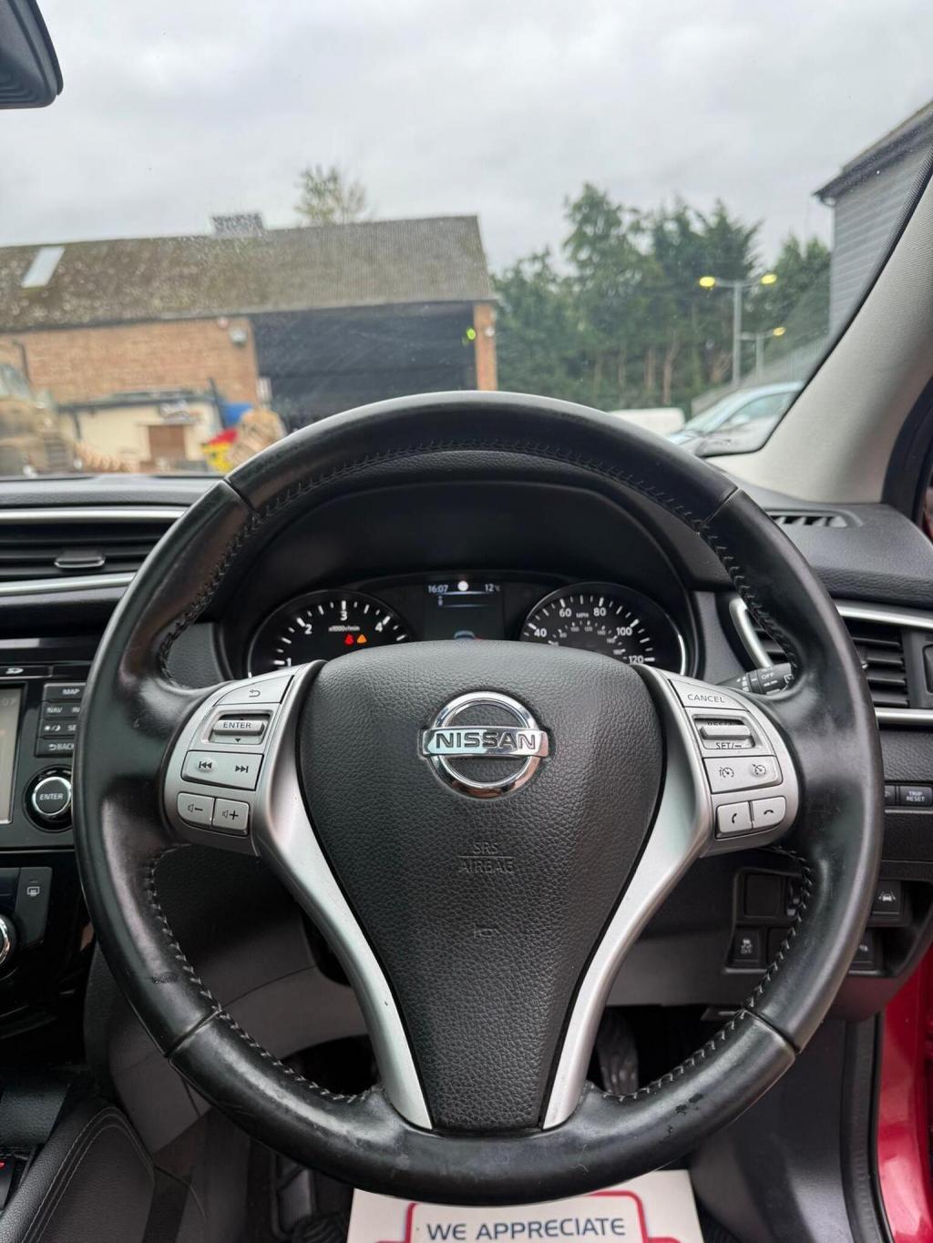 NISSAN QASHQAI