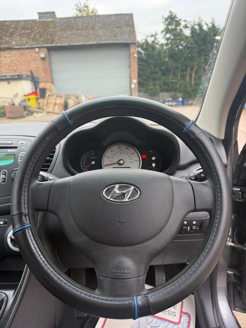 HYUNDAI I10