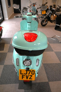 GOLDEN LION EV 2000