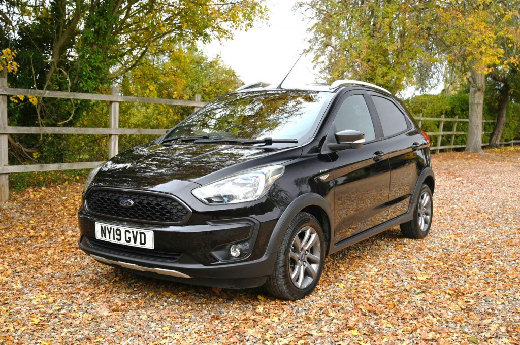 FORD KA+