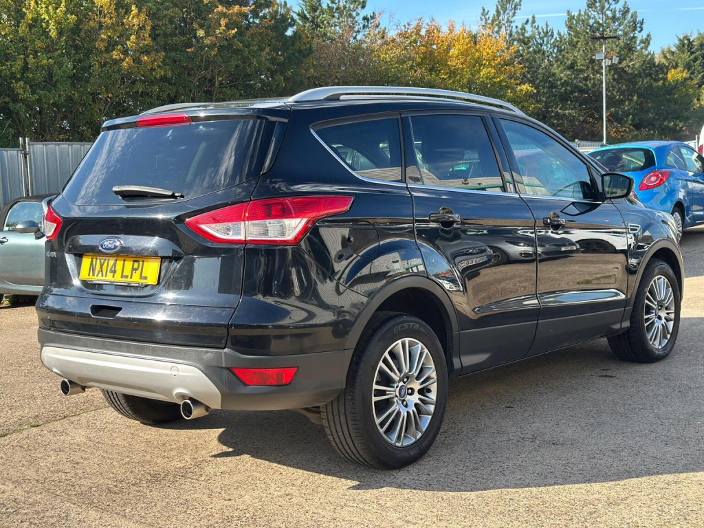 FORD KUGA
