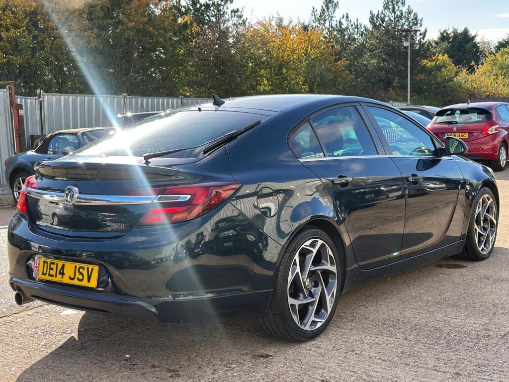 VAUXHALL INSIGNIA
