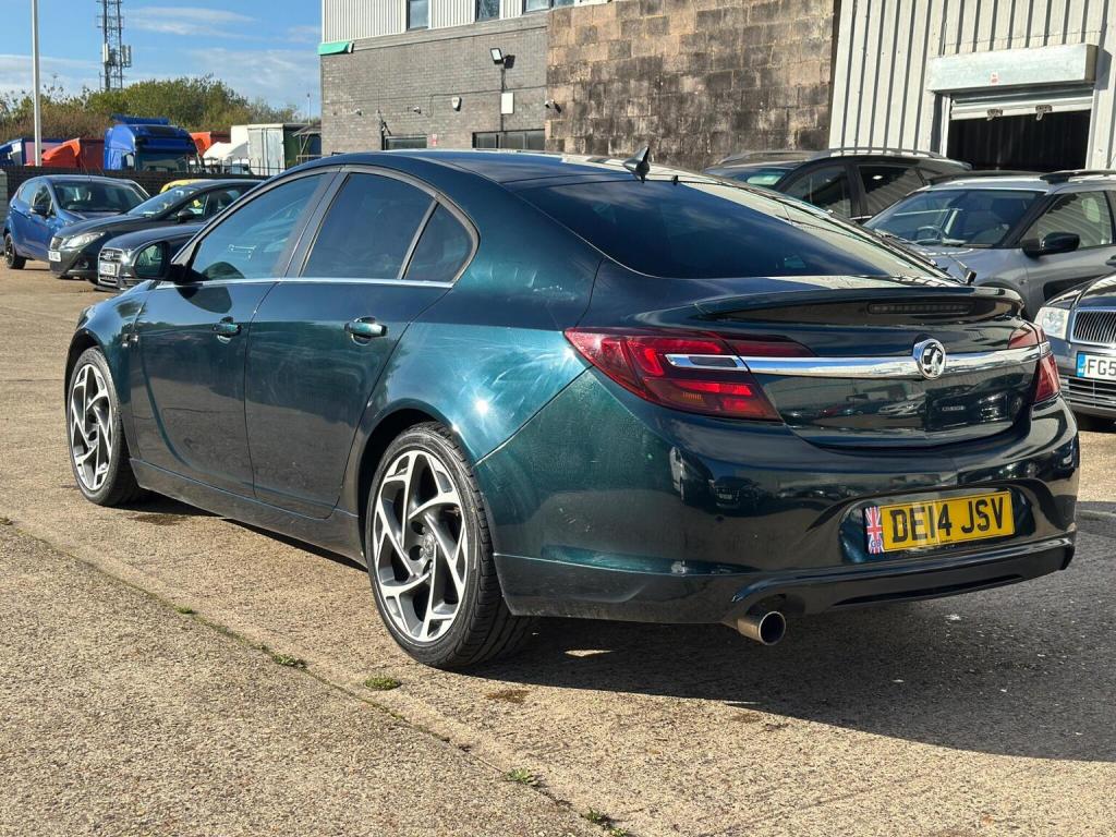 VAUXHALL INSIGNIA