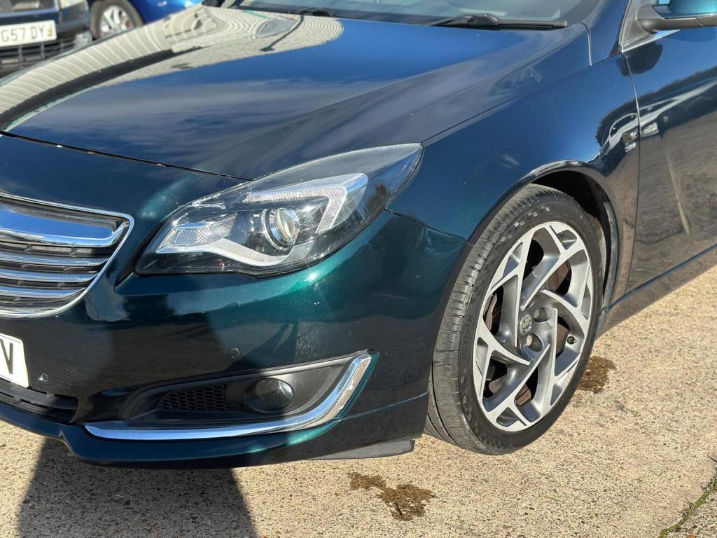 VAUXHALL INSIGNIA