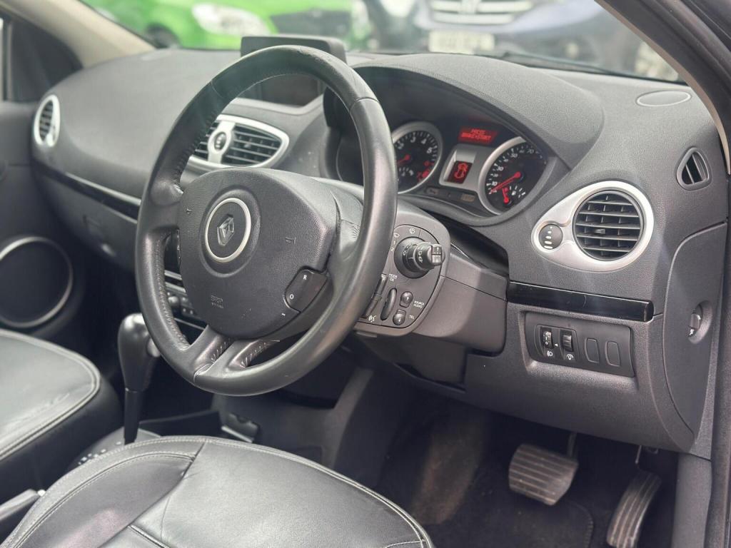 RENAULT CLIO