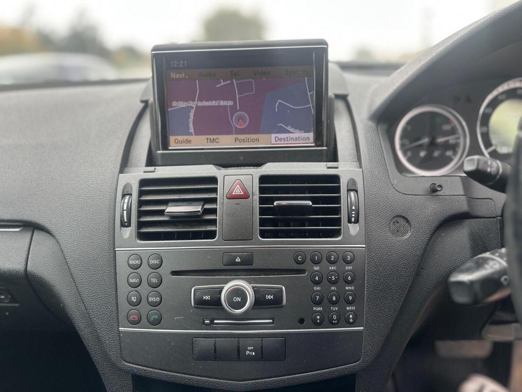 MERCEDES-BENZ C CLASS