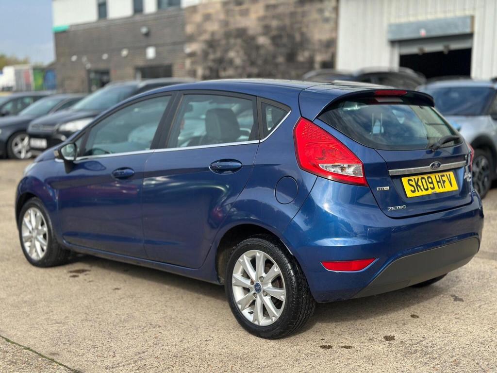 FORD FIESTA