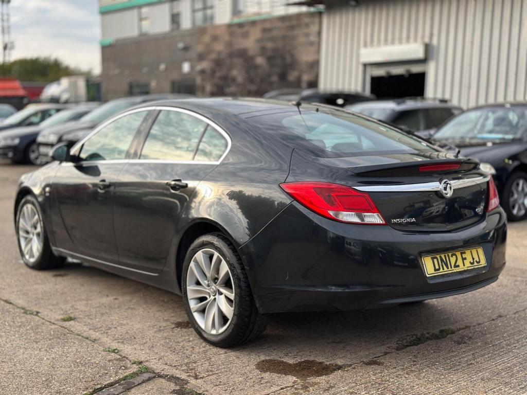 VAUXHALL INSIGNIA