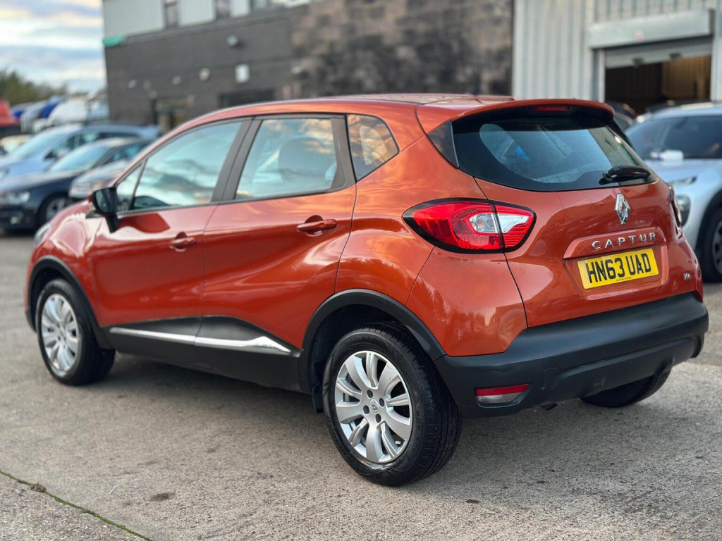 RENAULT CAPTUR