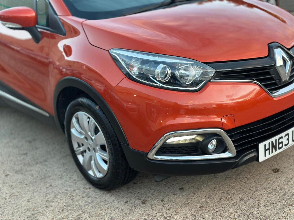 RENAULT CAPTUR