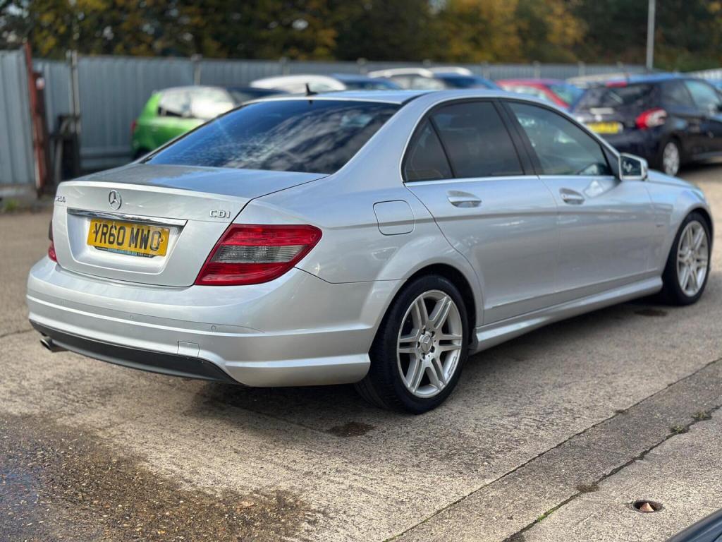 MERCEDES-BENZ C CLASS