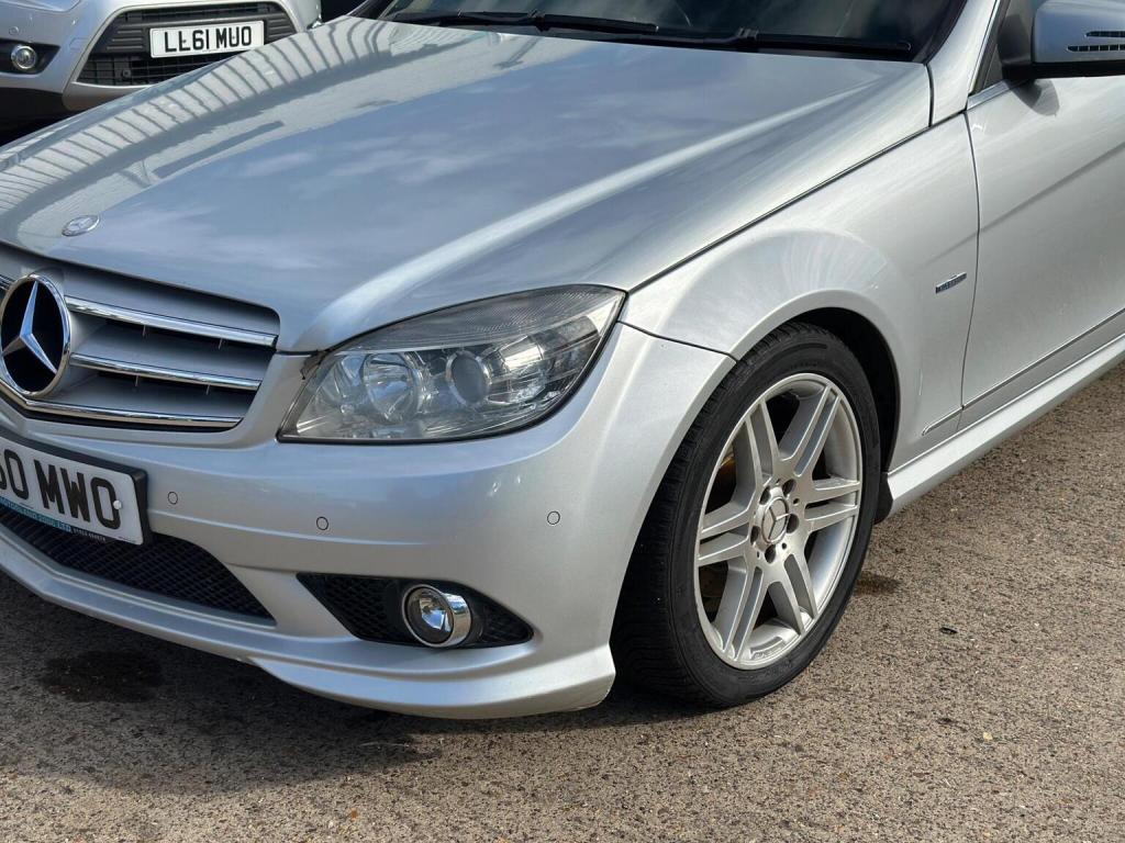 MERCEDES-BENZ C CLASS
