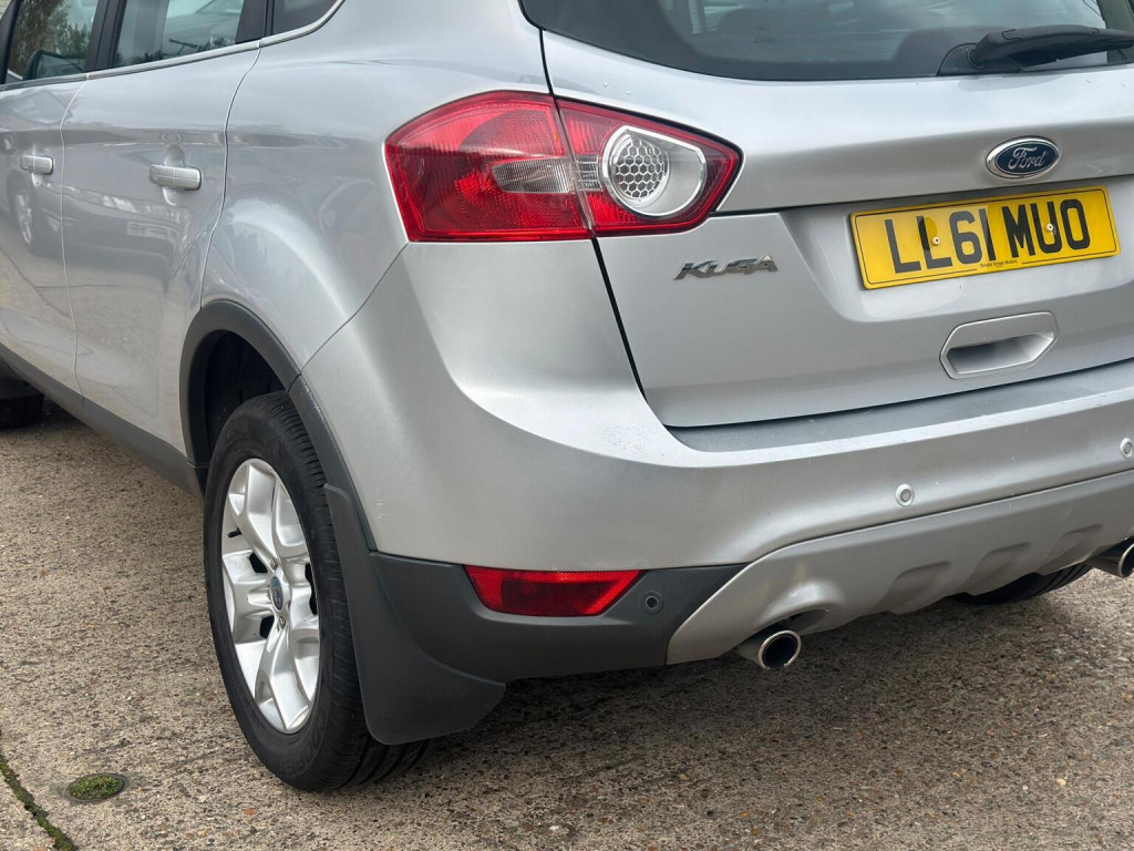 FORD KUGA