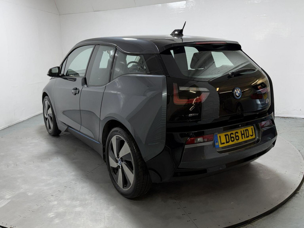 BMW I3